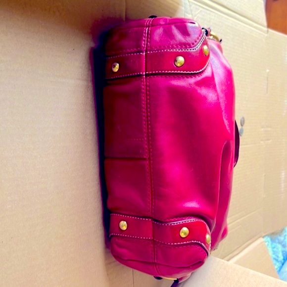 ❌SOLD❌Coach Carly medium size - Picture 4 of 5